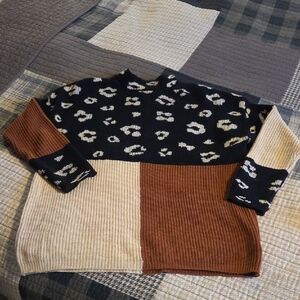 ANDREE BY UNIT Colorblock Leopard Mock Neck Sweater - Black, Cream & Brown